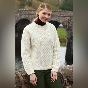 Blarney Woollen Mills Traditional Hand-Knit Aran Crew Neck Sweater